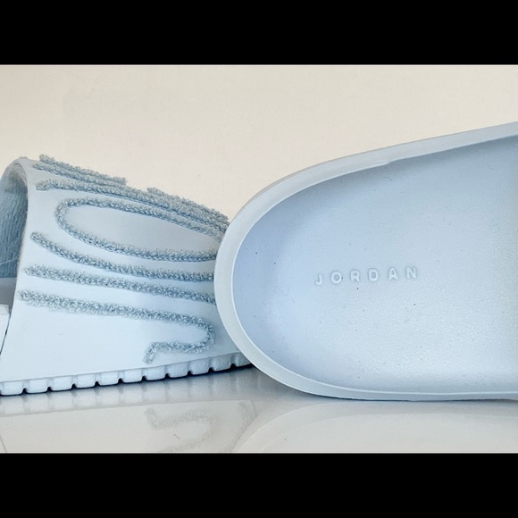 Jordan Sandals - Picture 8 of 12